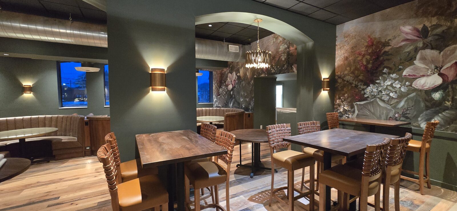 Dining Room — Booths & Millwork